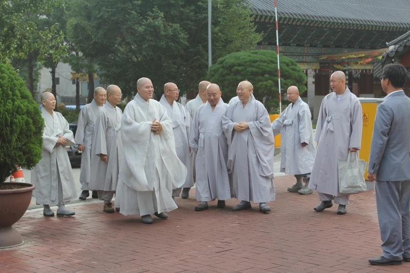 2014.09.05_전통사찰주지스님과 박원순 서울시장 조찬 (43)